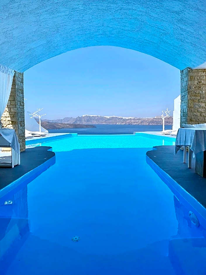Astarte Suites