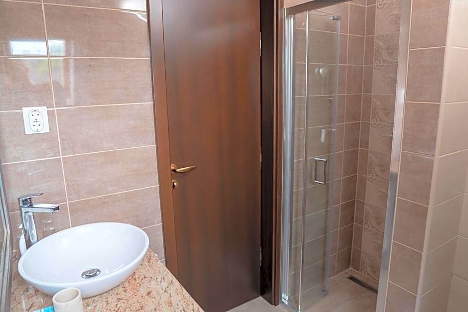 F57 - Frankó Családi Panzió