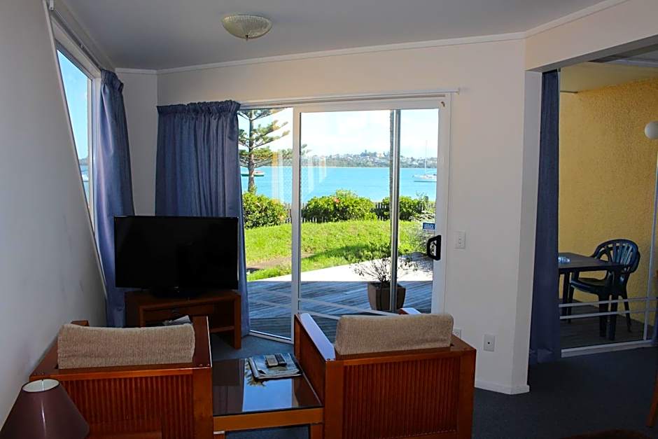 Bucklands Beach Waterfront Motel