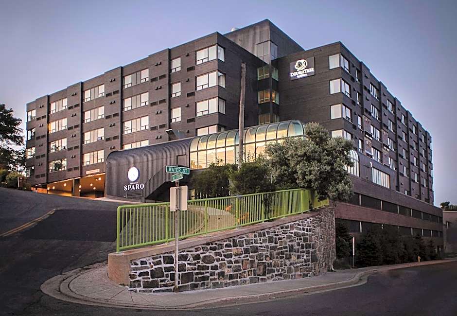DoubleTree by Hilton St. John's Harbourview
