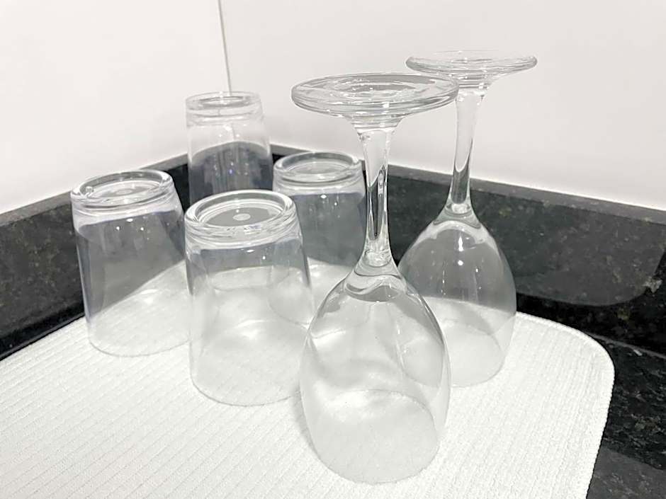 W703 · Requinte, vista e luxo a beira-mar