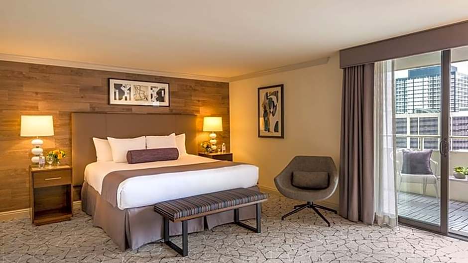 Photo 1 of 1 of Premier 1 Queen Bed Suite