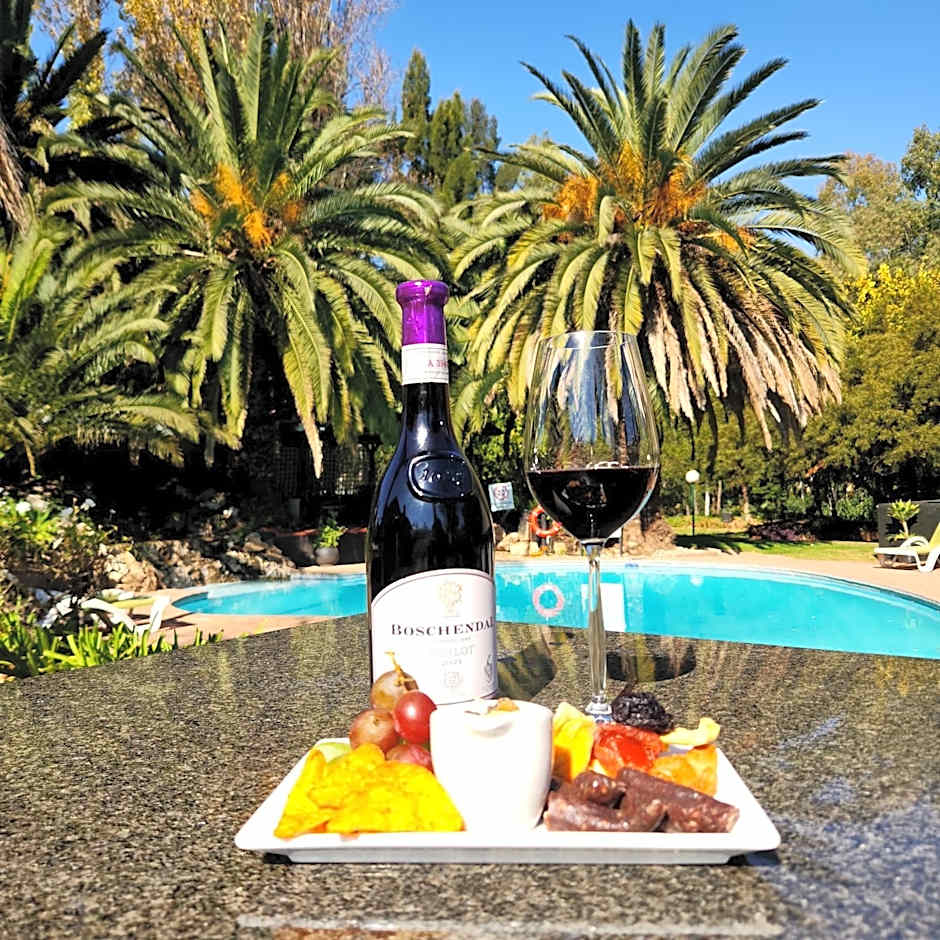 Shumba Valley Lodge Lanseria Airport