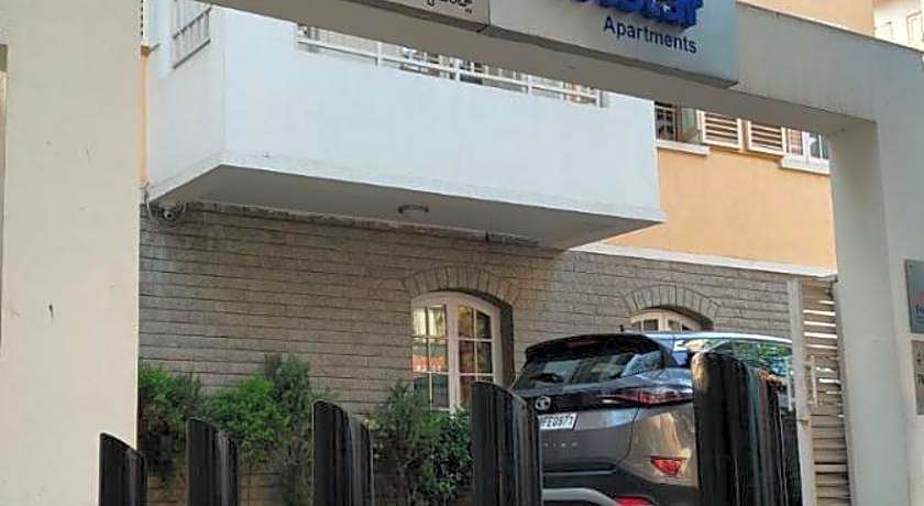 Tristar Service Apartments