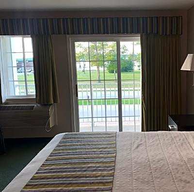Parkside Inn Bridgeview