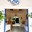Toto Blue Hotel Boutique