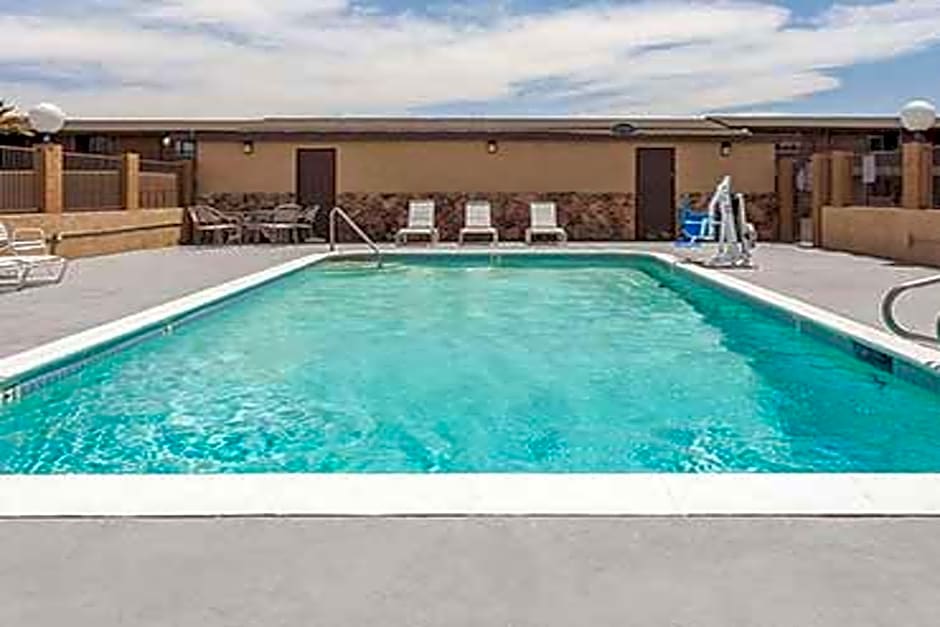 Travelodge Victorville