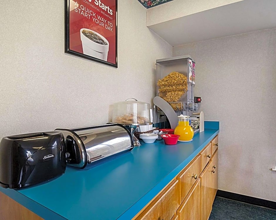 Econo Lodge Richmond