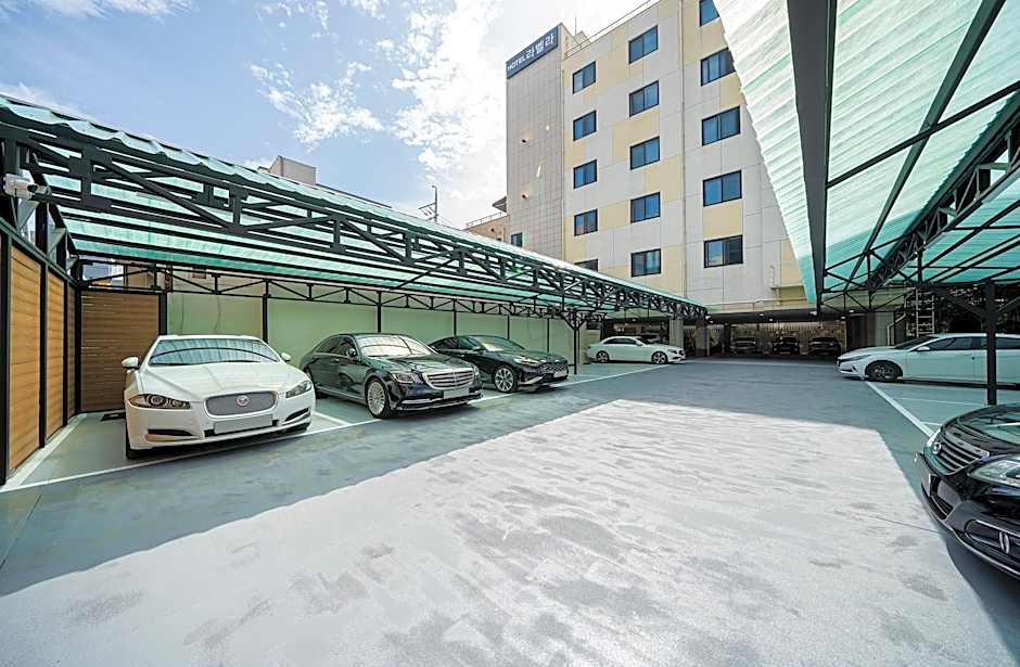 Daegu Dongseongro Hotel Labella