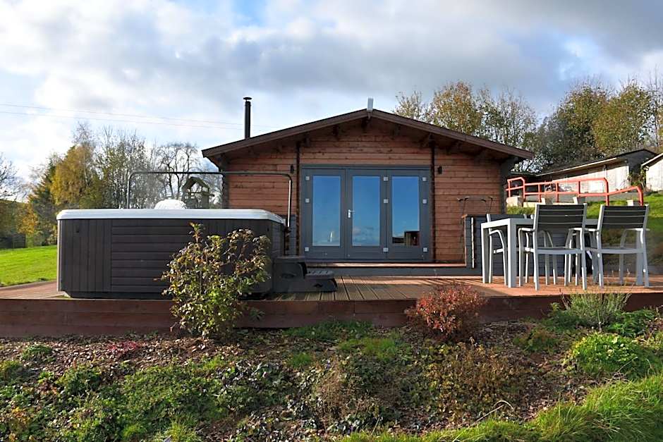 Long Wood Lodges