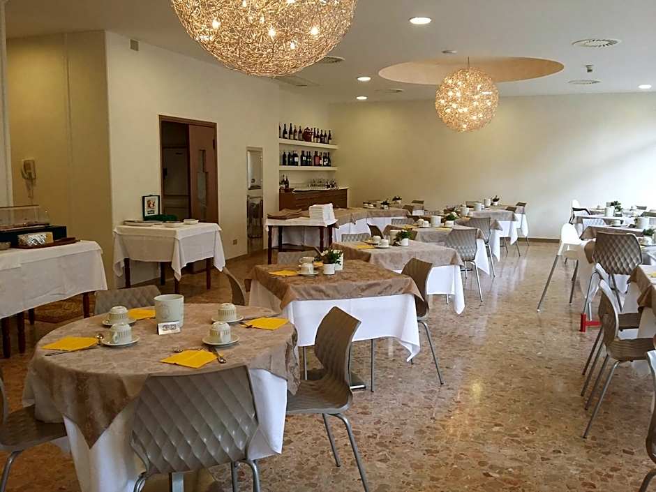 Hotel Condor