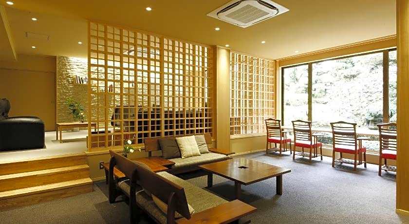 Yuraku Kinosaki Spa and Gardens Ryokan