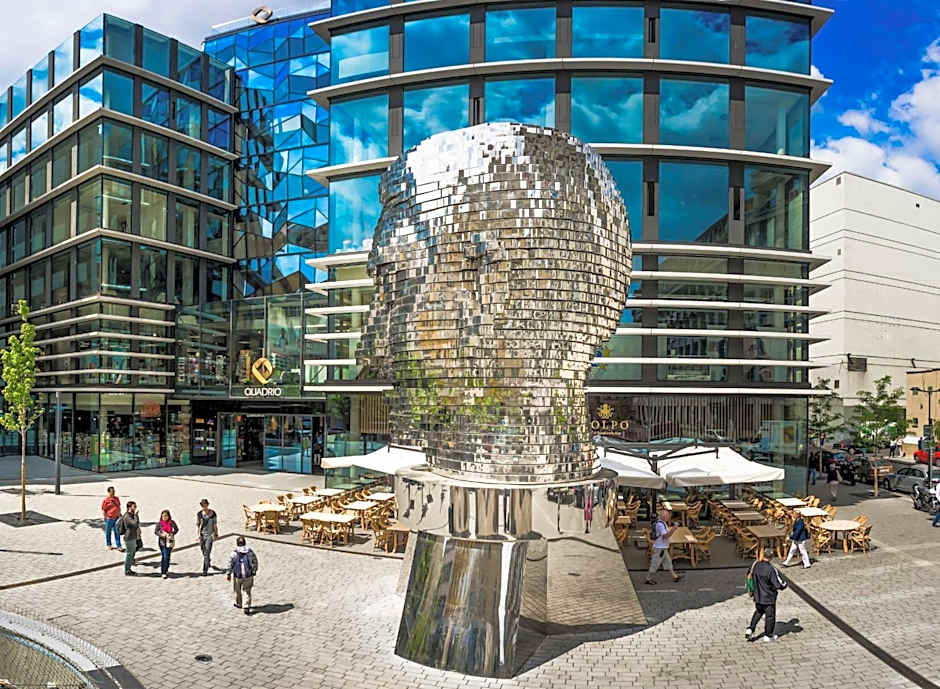 City Leaf Apartments