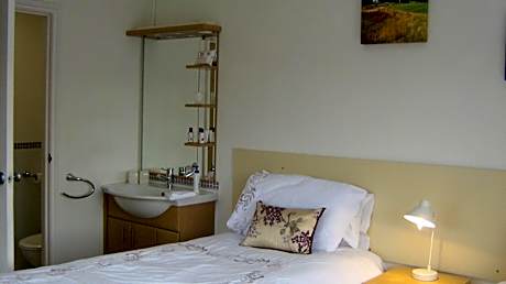 Double or Twin Room with Shower