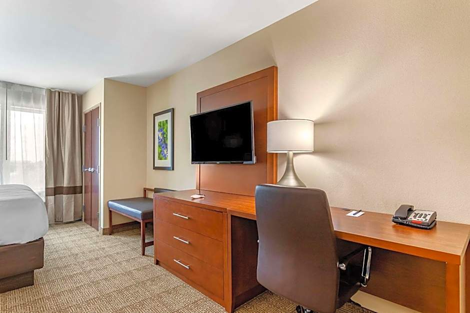 Comfort Inn & Suites Waller