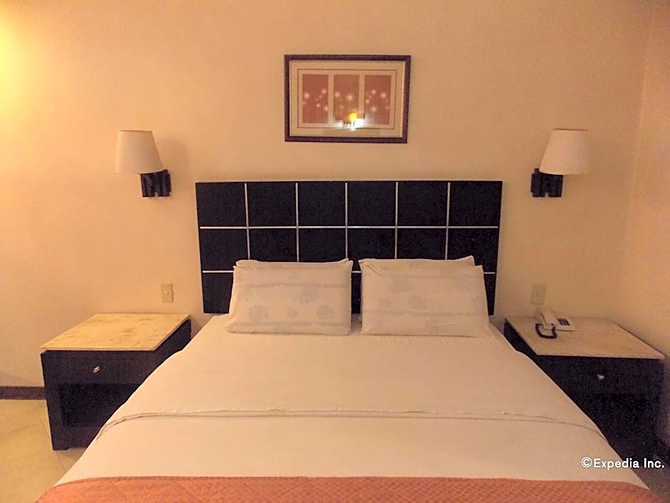 Goldenfield Kundutel