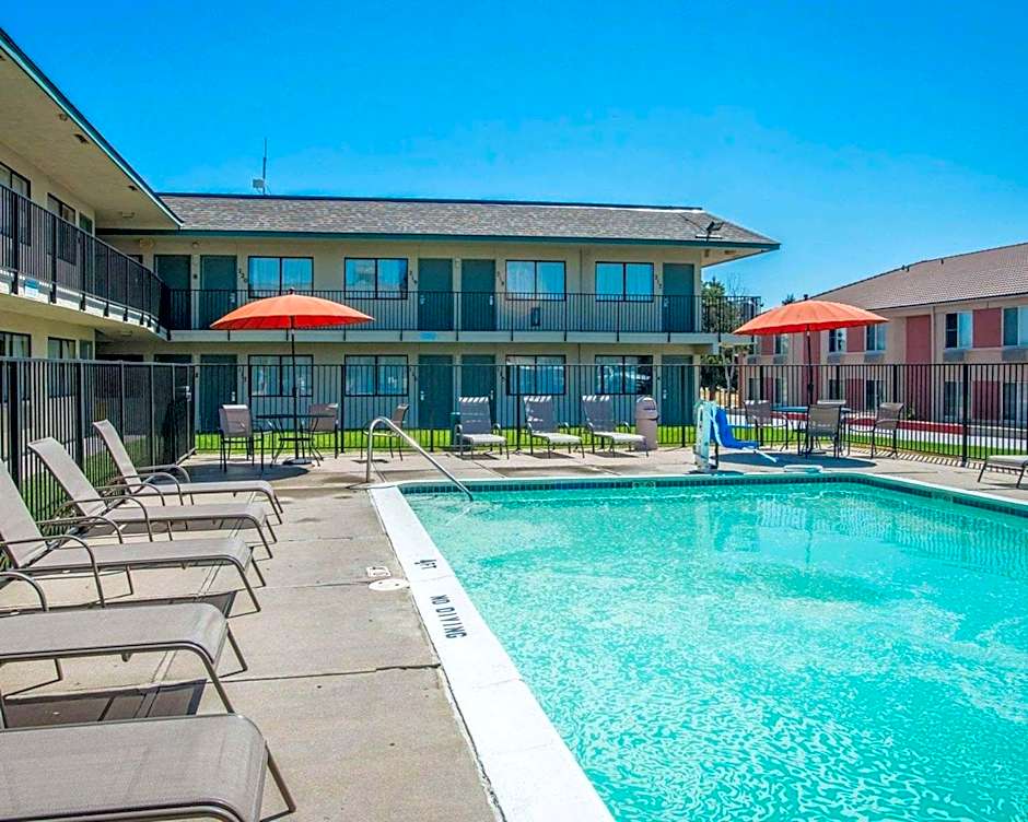Rodeway Inn Greeley