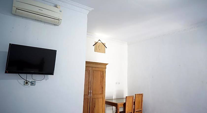 OYO Life 92886 Rumah Nyaman Radhika 2 Syariah