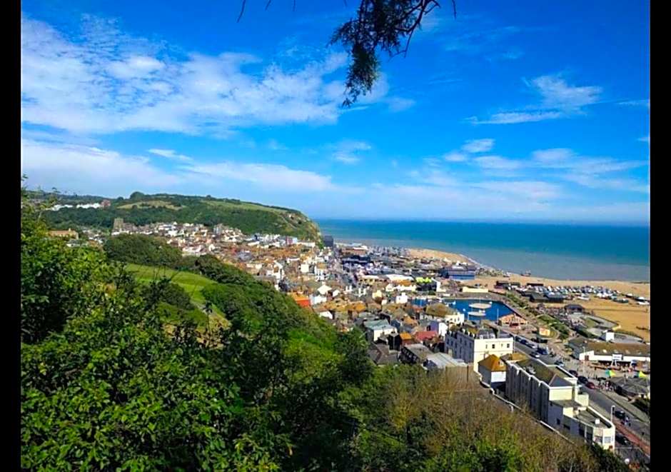 35 Redwood - Beauport Park, Hastings