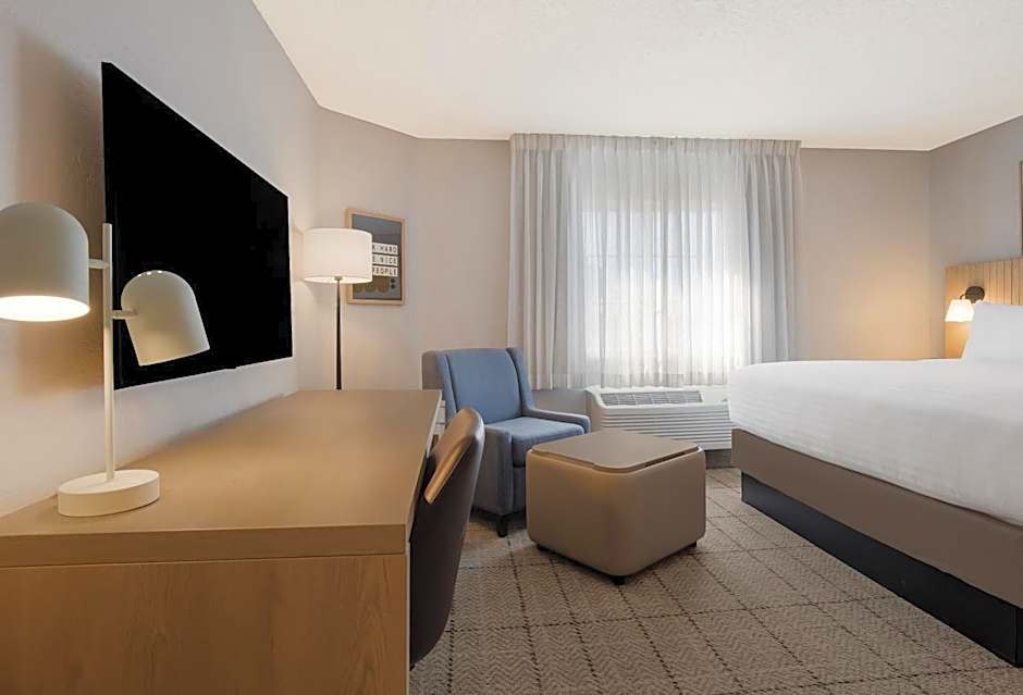 Sonesta Simply Suites Irvine East Foothill