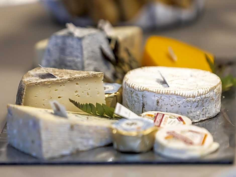 Mercure Paris Massy Gare TGV