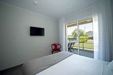 One-Bedroom Apartment with Garden View (4 Adults)