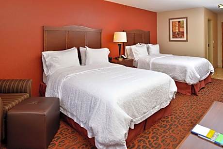2 Queen Beds Nonsmoking