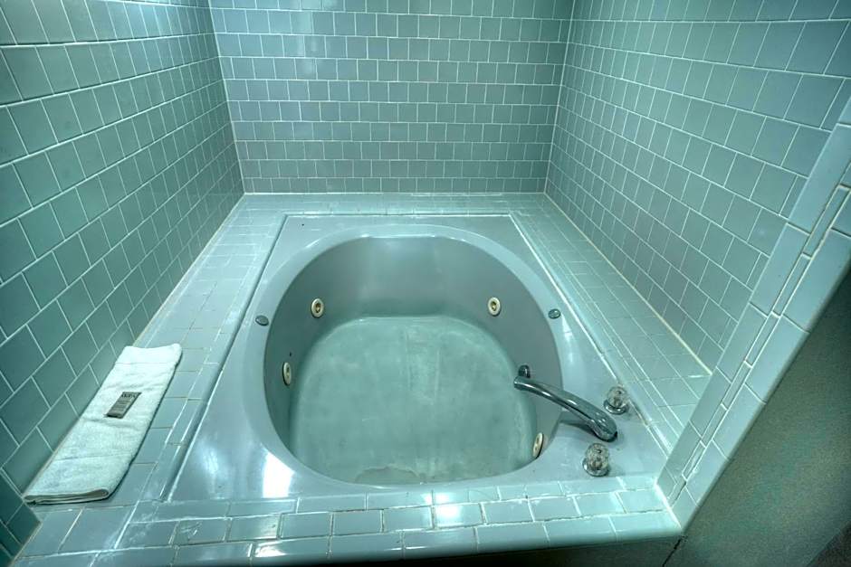 Amerivu Inn & Suites - Helen - Downtown