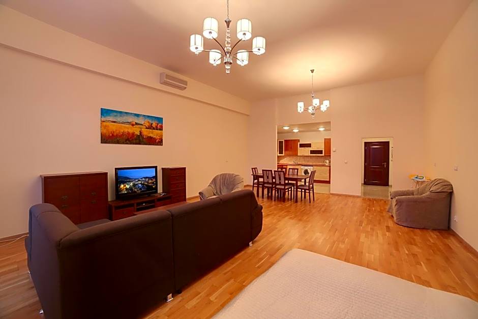 Slunecni Lazne Apartments