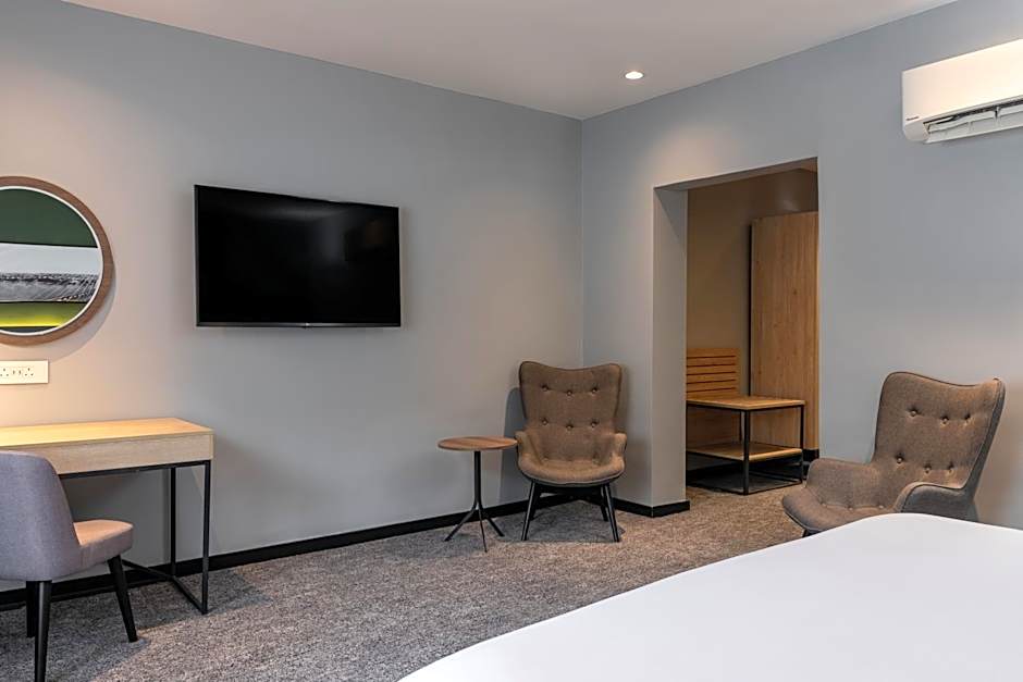 Park Inn by Radisson Serviced Apartments Lagos Victoria Island