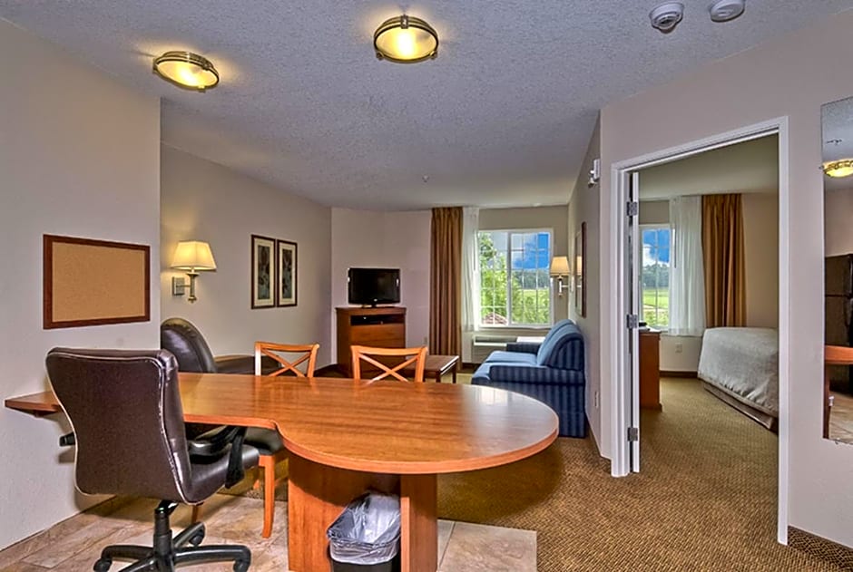 Candlewood Suites Burlington By IHG