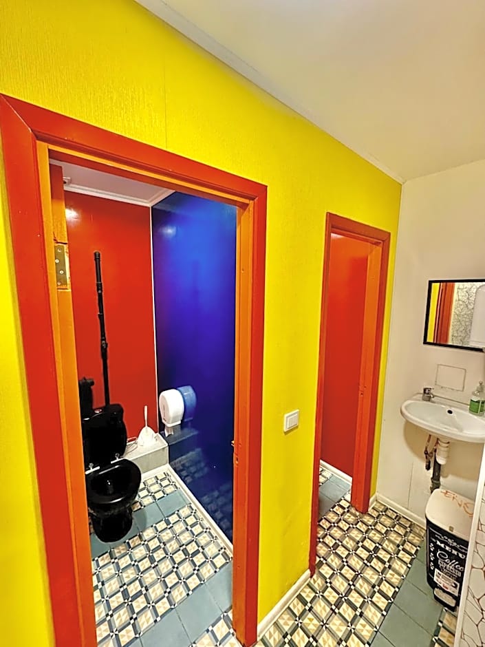 Barcelona Hostel & Pub