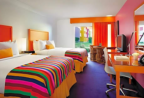 King Room with Pool View