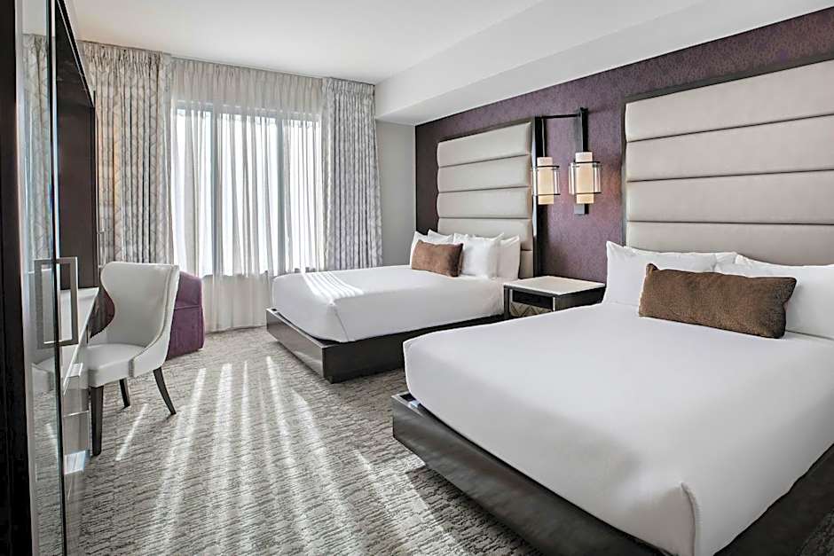 Ambassador Hotel Kansas City, Autograph Collection