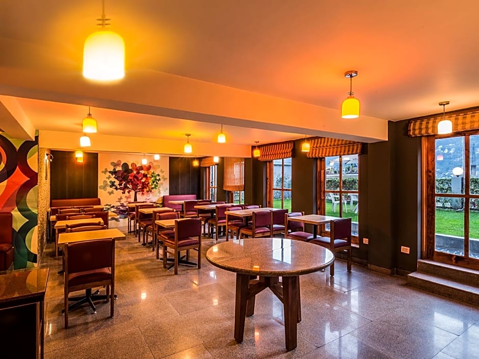 Honeymoon Inn - Manali