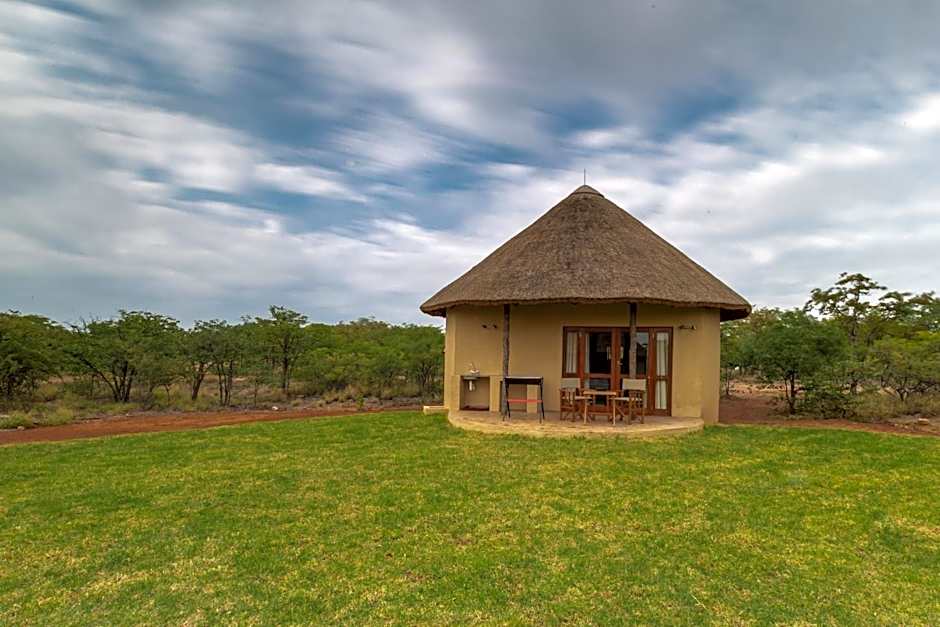 Mopane Bush Lodge