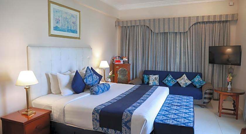 Beach Luxury Hotel