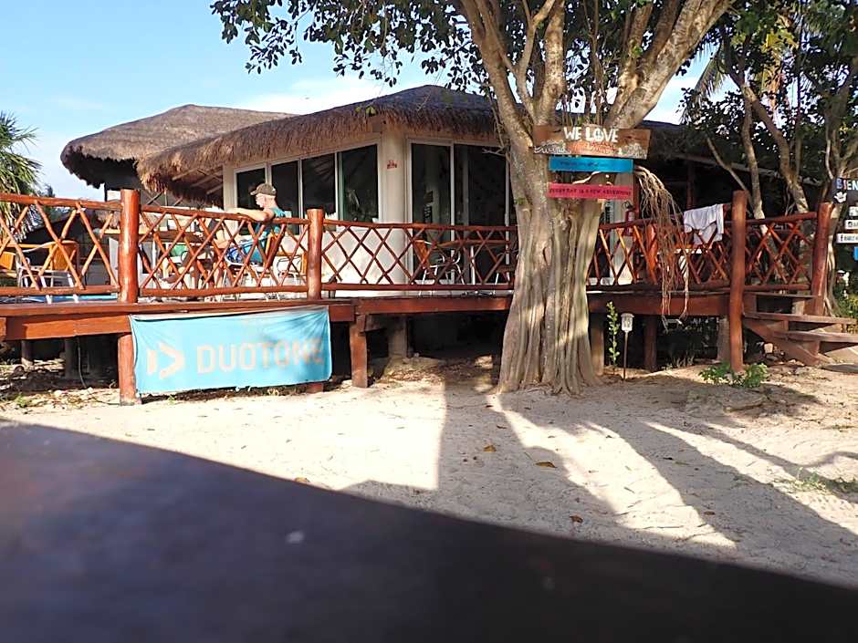 Ikarus Costa Mujeres Eco Lodge Sunset View