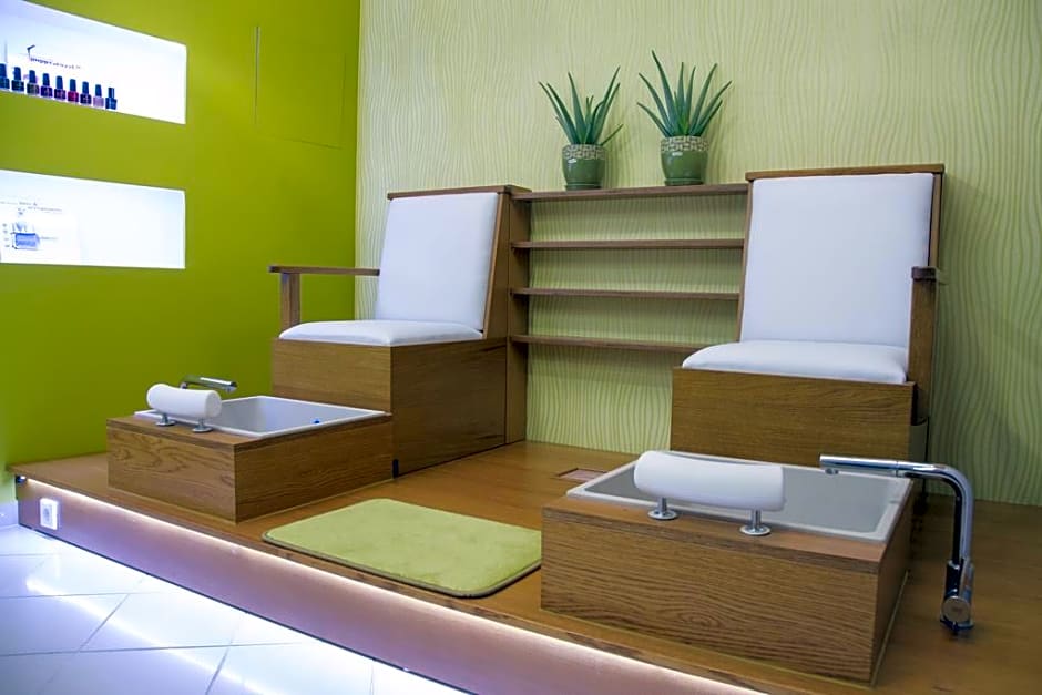 Nontas Hotel Apartments