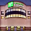 Holiday Inn Express Waterloo-Cedar Falls