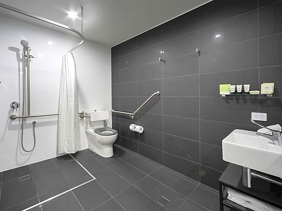 THE SEBEL CANBERRA CIVIC