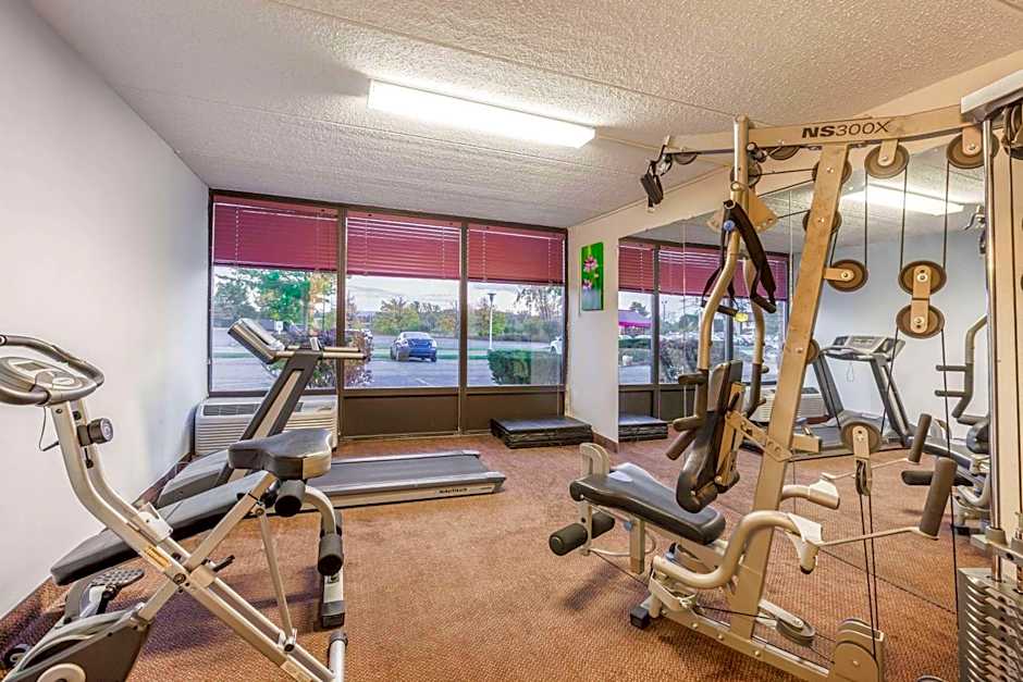 Days Inn by Wyndham Syracuse