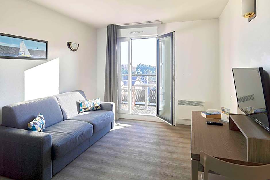 Comfort Aparthotel Versailles, St Cyr l'Ecole