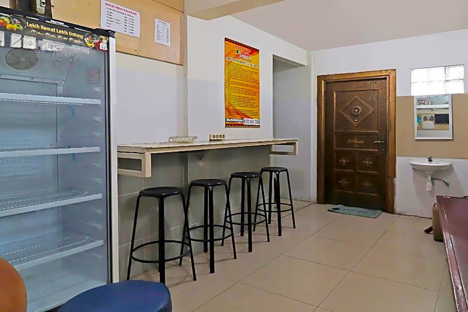 OYO 92157 Benteng Kost