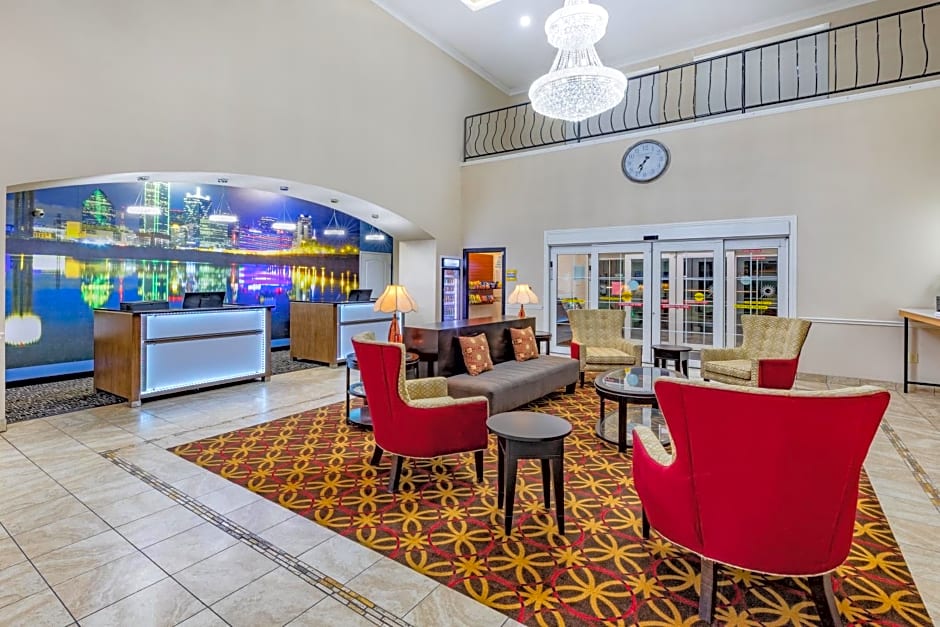 La Quinta Inn & Suites by Wyndham Garland Harbor Point