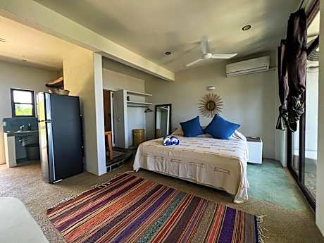 Studio with Sea View