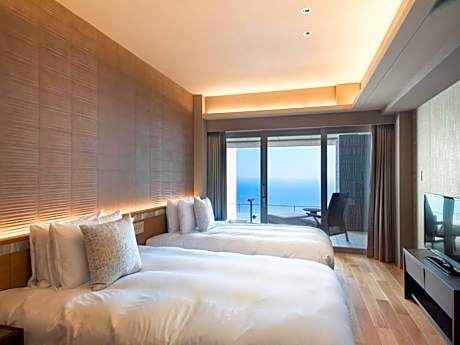 Deluxe Penthouse with Open-Air Bath and Ocean View with TEPPANYAKI Dinner