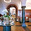 Ascot Hotel