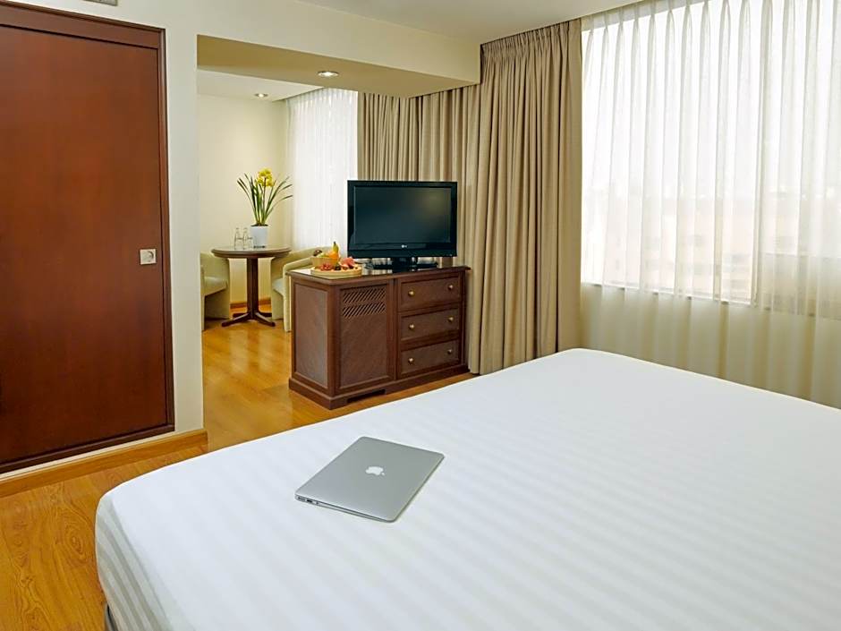 Hotel Estelar Miraflores