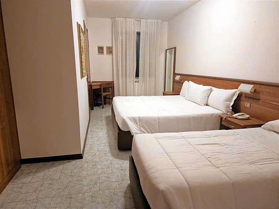 Hotel Montegrino Lakeview